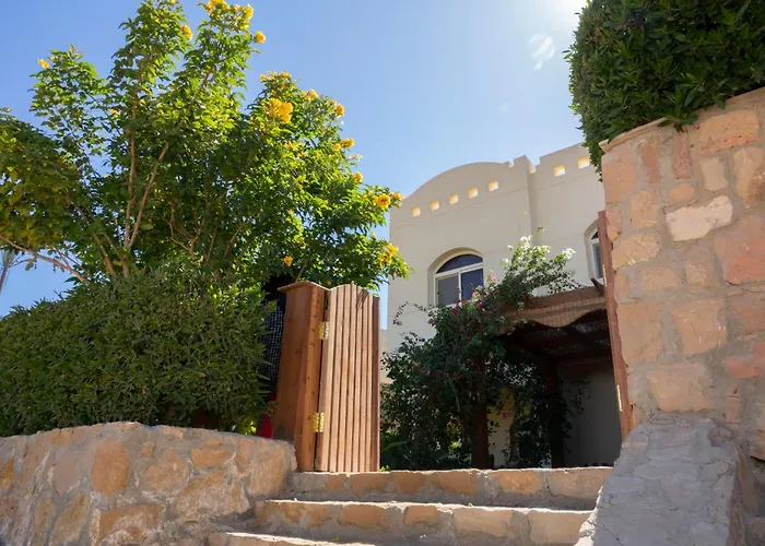 Villa Beautiful 2-bed In Makadi Heights